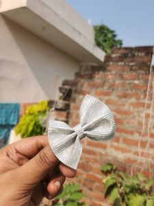 earing and hair accessory