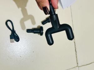 Massage Gun - Black &amp; Gold