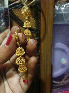 Earings