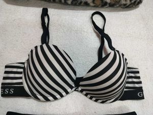 Guess bra