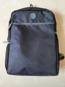 Laptop bag, stiching nikal gya,pic no.3