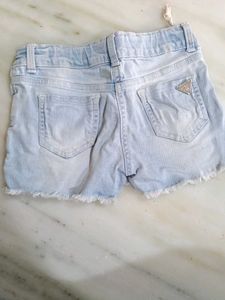 Girl&#39;s Denim Fray Shorts