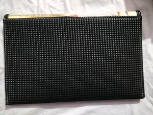 Black Clutch