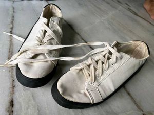 White Casual Sneakers