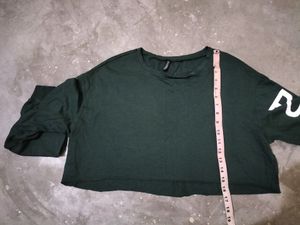 H&amp;M Crop Sweatshirt