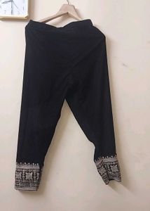 Elegant Embroidered Velvet Kurta set