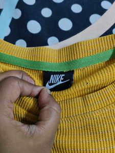 Nike Tee