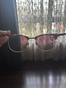 Clubmasters from GUESS
