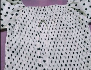 Balloon Sleeves Top