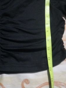 Black Long Sleeve Crop Top