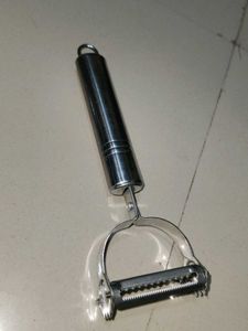 Stainless Steel Vegetable Peeler