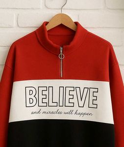 Believe Graphic Sweatshirt