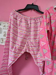Pink Printed Kurta Set