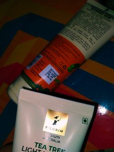 Pilgrims Oil Free Moisturizer &amp; Vitamin C Facewash