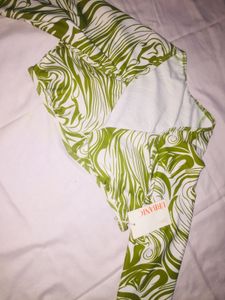 Urbanic Crop Top
