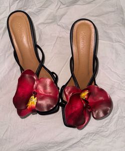 Red Flower Heel