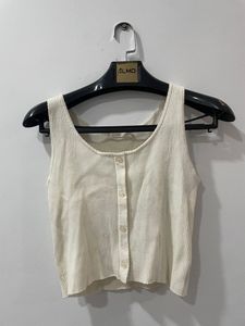Ribbed White Top