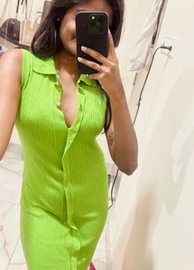 Green Collared Bodycon 💚