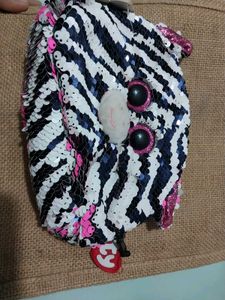 Cute Heart Pouch
