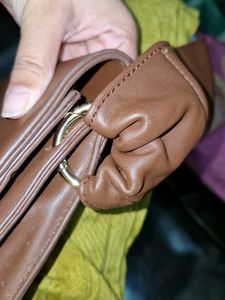 Brown Crossbody Bag | FOREVER 21 |