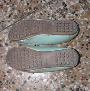 Women Solid Slip-On Loafers