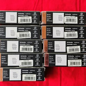 Pack Of 1Manish Malhotra Powder Matte Lipstick
