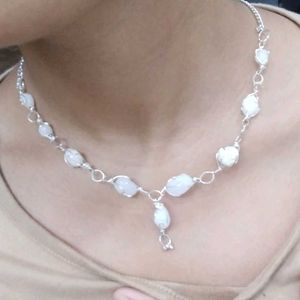 Necklace,Earring And bracelet Set.