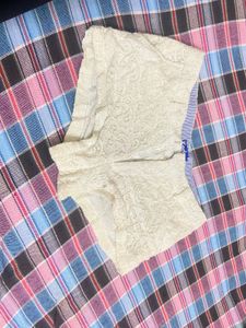 Kedx Crochet Scallop Shorts