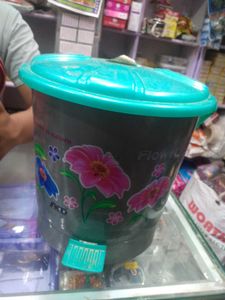 Dustbin