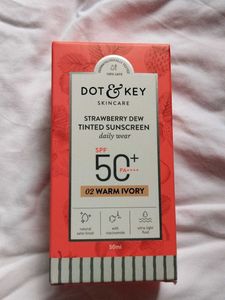 Dot & Key Sunscreen SPF 50 ✨💖Sealed pack✨💖