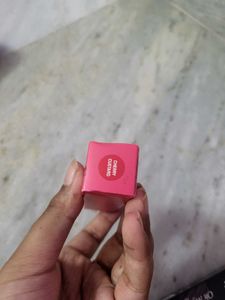 Nykaa Lip Oil Shade - Cherry Custard