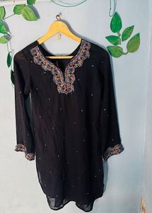Simple Emrodry Kurta 🧡🧡