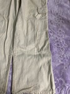 White Cargos