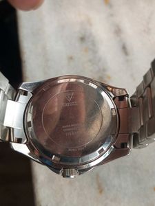 Guess Origal Mother of Pearl Dial Women&#39;s Watch