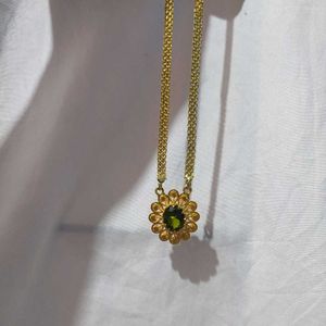 Green Pendant Gold Necklace
