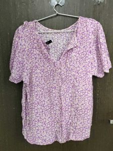 Rio Lavender Top With Button Back