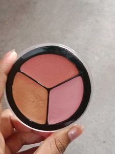 3-Color Concealer Palette