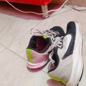 💯%Original Nike Shoes
