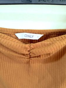 Ribbed Slim Fit Top with Ruching