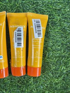 Aqualogica Face Wash 2 And Sunscreen