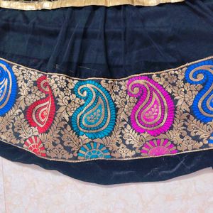 Black &amp; Gold Embellished Anarkali