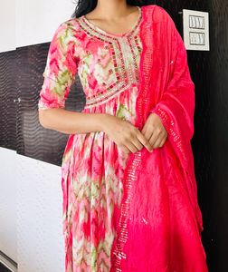 Naira Set Dress
