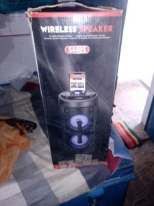 Varni Bluetooth Speaker