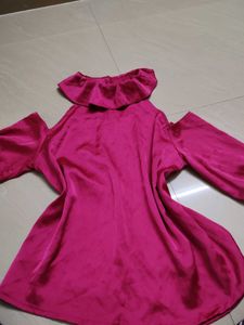 Off Soulder Coller Top