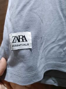 Zara Printed Graphic Tee - Size M