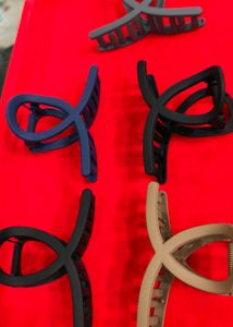 Hair Claw Clips - BUY ANY 2 @ 75 Rs