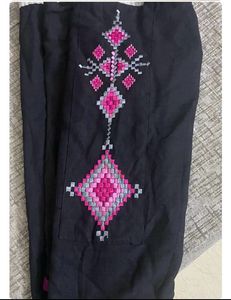 Black Kurti With Beautiful Chanderi Cotton Dupatta