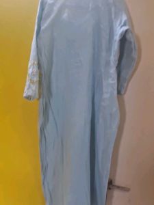Elegant Blue Embroidered Kurta
