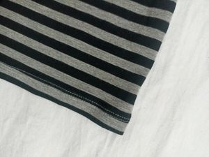 mid length sleeves crop top