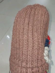 Cute Knitted Beanie with Appliques
